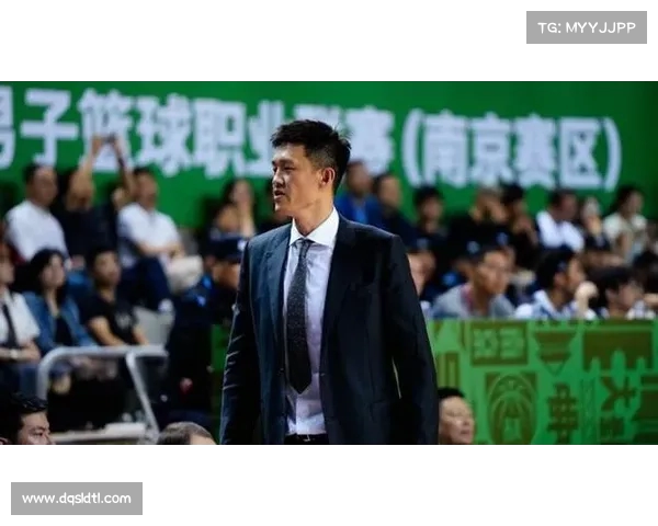 主教练兼球员身份的转变,周鹏谈决定背后的思考与感悟(主教练专访) 主教练兼球员身份的转变,周鹏谈决定背后的思考与感悟(主教练专访)